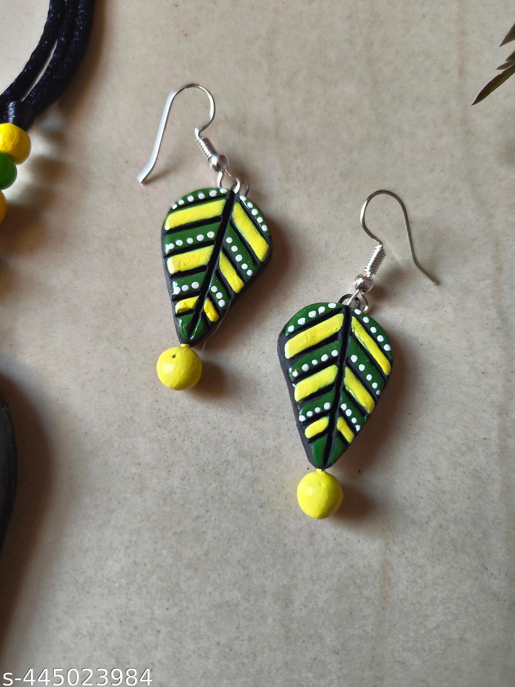 Why Terracotta Jewelry is Trending in 2025 Fashion